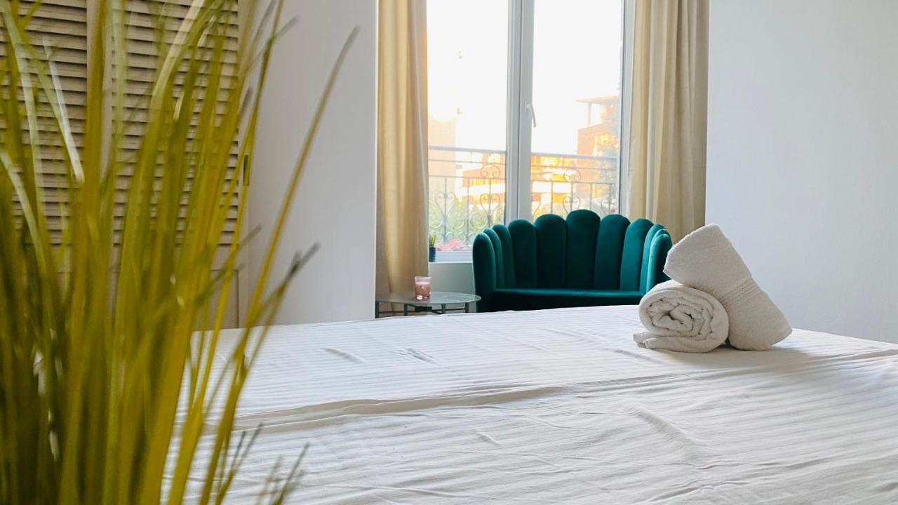 Apartello Modern Apartments In Downpark ซันนีบีช ภายนอก รูปภาพ